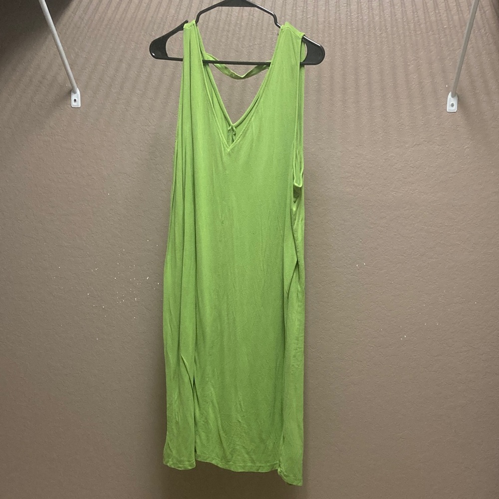Ava & Viv Lime Green Sleeveless Midi Dress